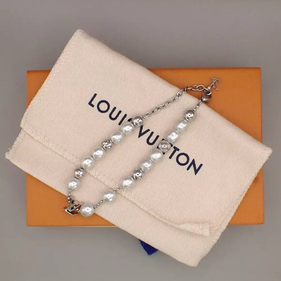 LOUIS VUITTON Chain Bracelet Imitation Pearl Silver Accessory M0996A 75RK008 - Picture 1 of 7